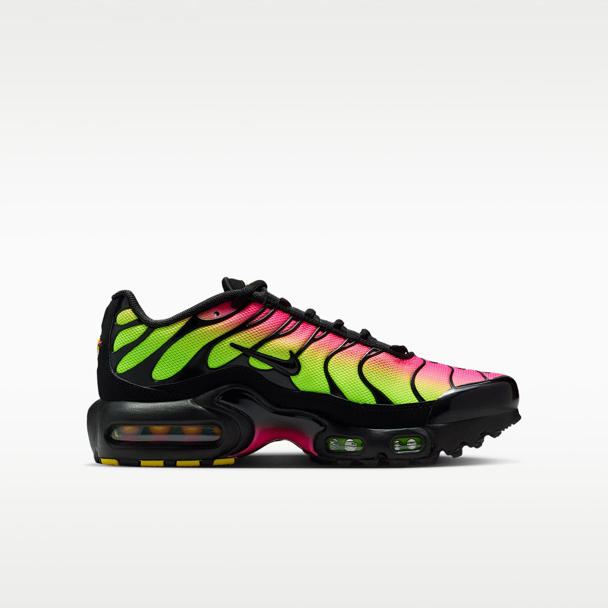 Nike Air Max Plus – Negro/Hiperrosa/Volt/Negro – vista 3