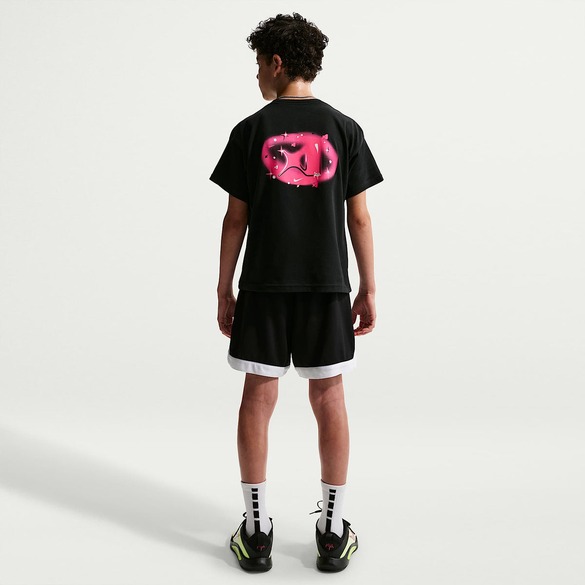 Shorts de básquetbol Dri-FIT para niños talla grande A'ja Wilson – Negro/Blanco – vista 6