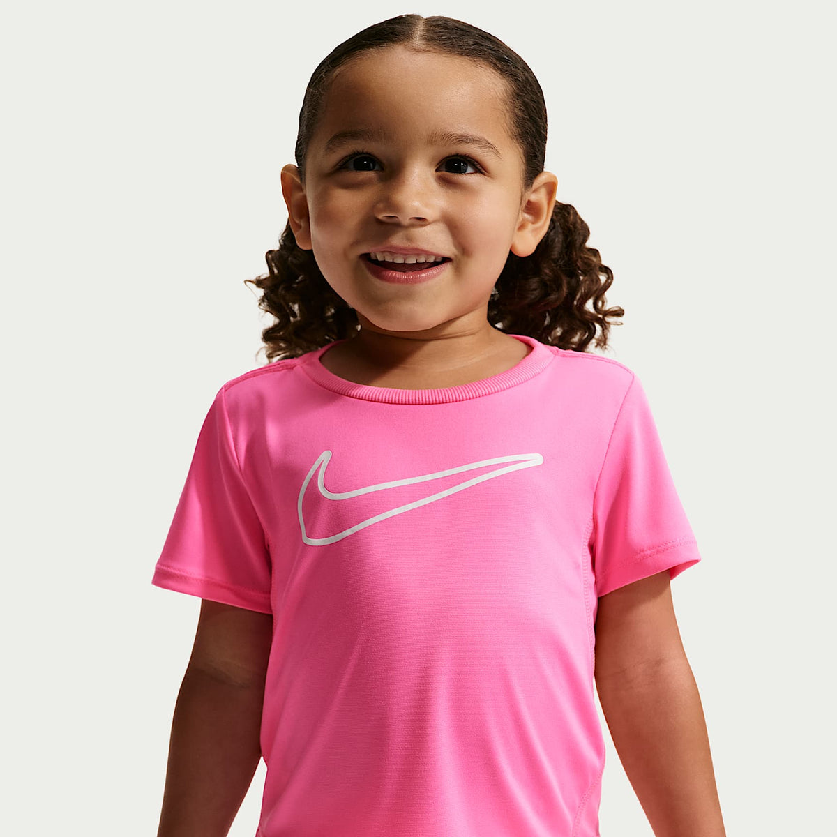 Playera Dri-FIT All Day Play infantil Nike – Rosa resplandor – vista 1