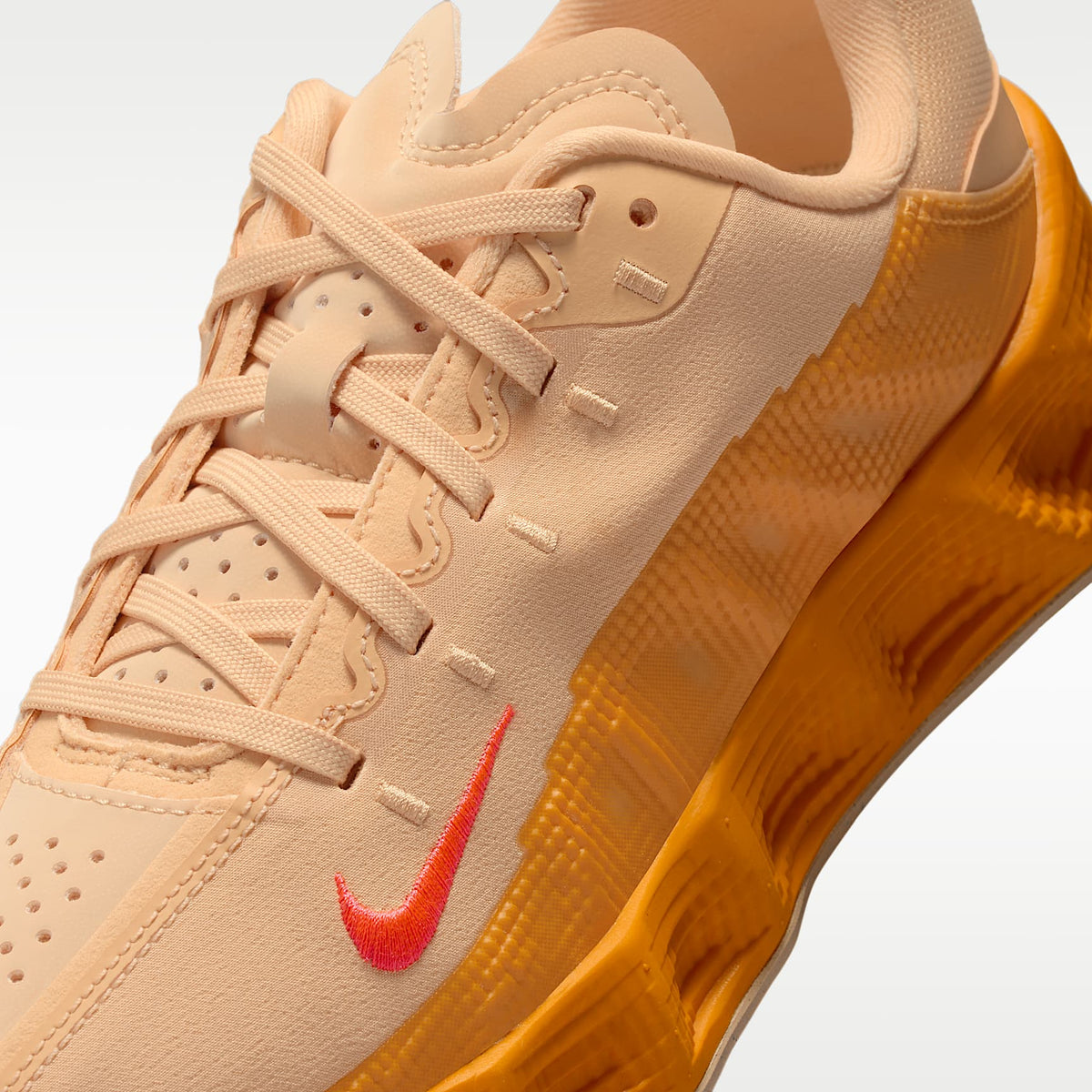 Nike Ava Rover – Oro celestial/Oro celestial/Carmesí brillante/Carmesí brillante – vista 7