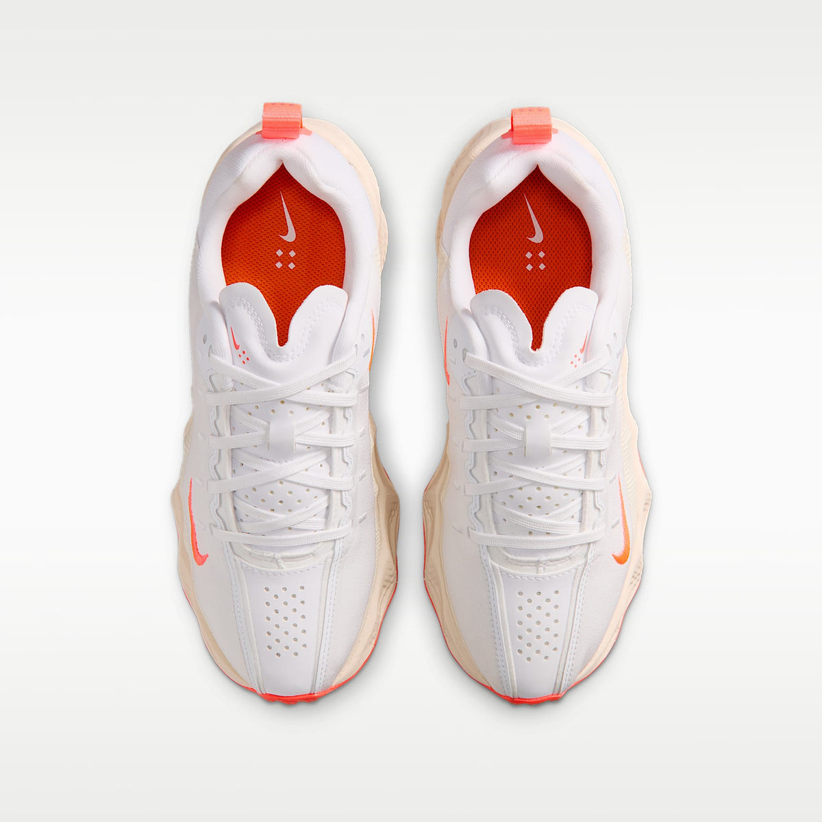 Nike Ava Rover – Blanco/Tiza/Lava cálido – vista 4