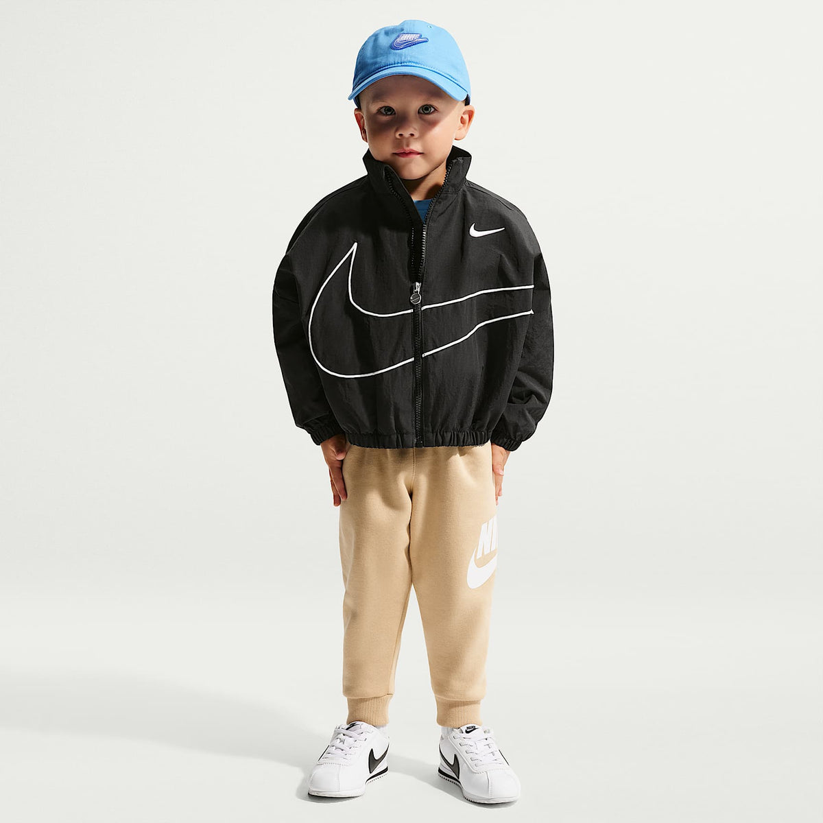 Chamarra cortavientos Swoosh Big sin capucha infantil Nike – Negro – vista 4