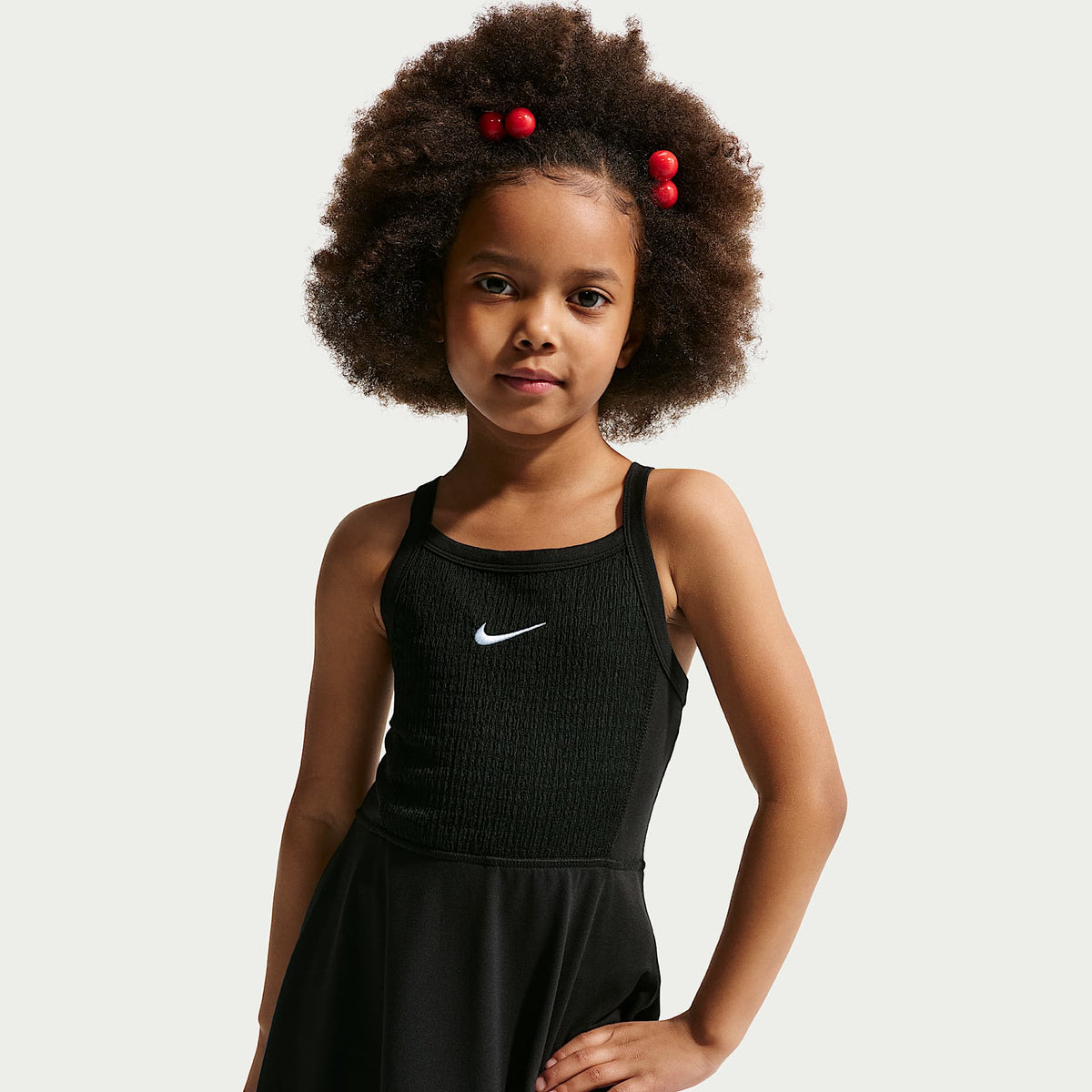 Vestido Dri-FIT para niñas talla pequeña Nike Bold Play – Negro – vista 2