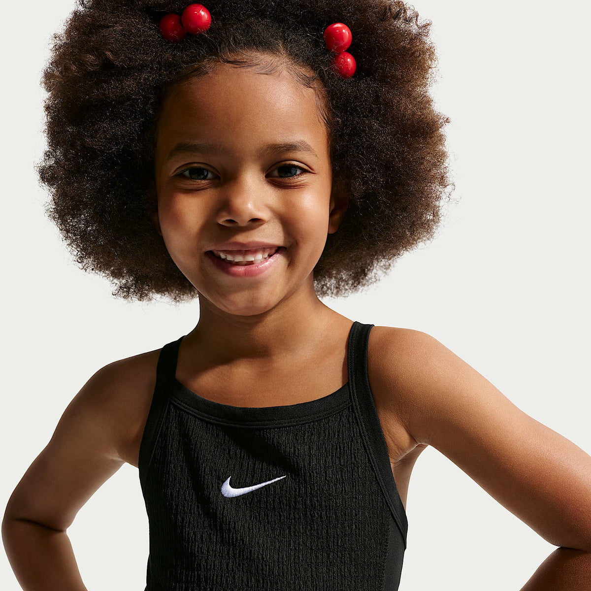 Vestido Dri-FIT para niñas talla pequeña Nike Bold Play – Negro – vista 4