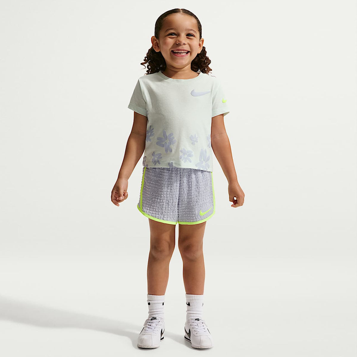 Conjunto de 2 Piezas Nike Dri-FIT Tempo para Niña Pequeña