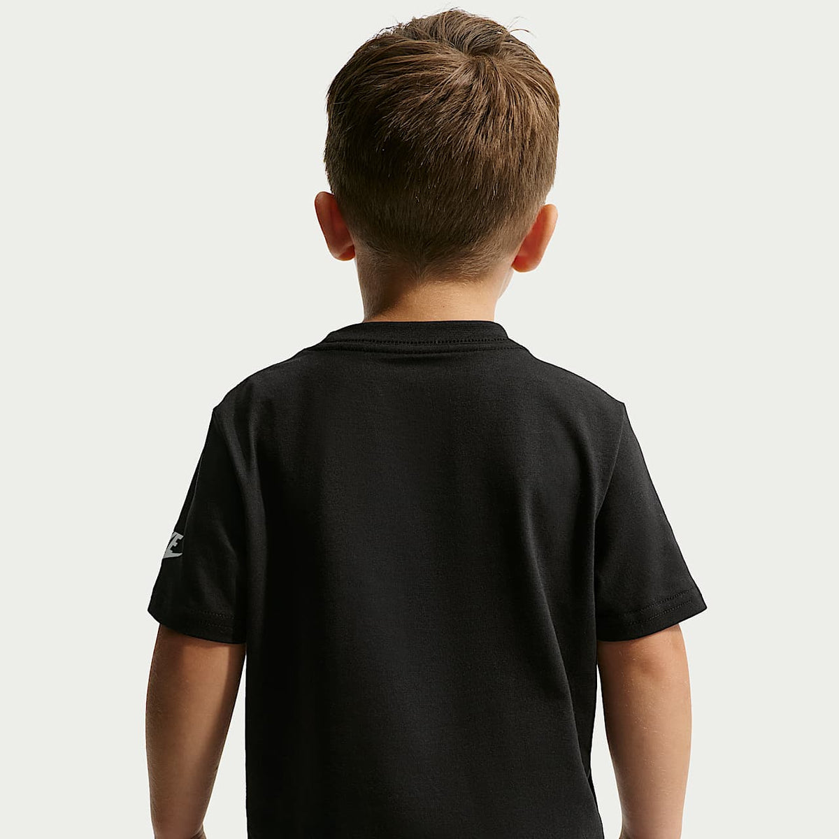 Camiseta Nike Boxy Street Dunk para Niño Pequeño