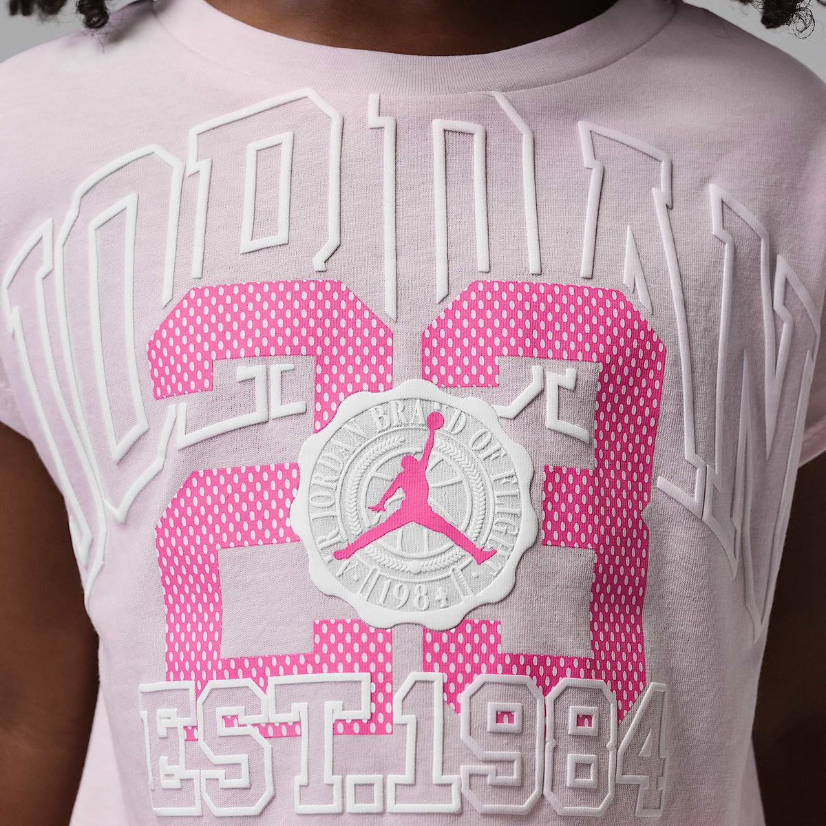 Conjunto de playera de corte cuadrado y shorts de ciclismo infantil Jordan – Rosa paleta – vista 5