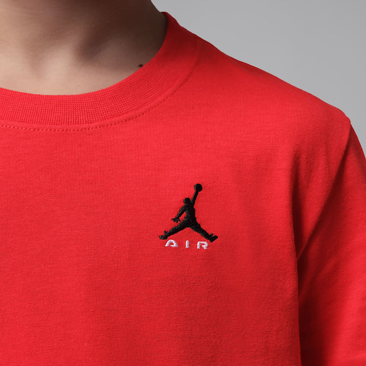 Playera Brooklyn para niños talla pequeña Jordan – Rojo universitario – vista 4