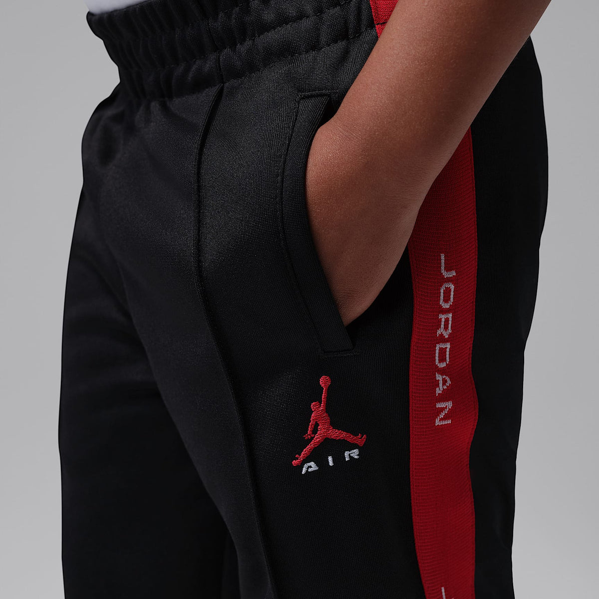 Conjunto deportivo de 2 piezas Dri-FIT infantil Jordan Brooklyn Essentials – Negro – vista 8