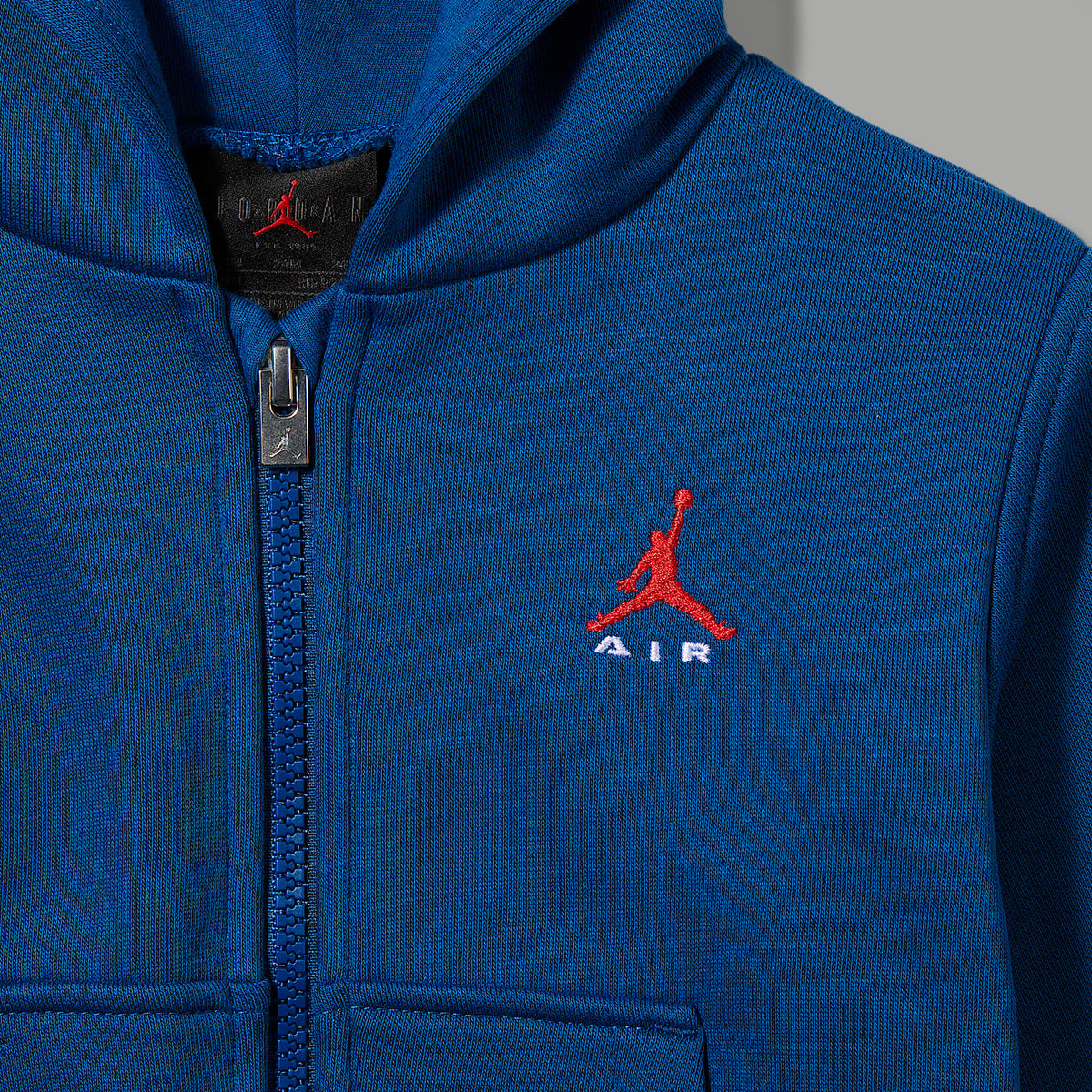 Conjunto de sudadera con gorro de cierre completo de dos piezas para bebé (12 a 24 meses) Jordan Brooklyn Fleece – Azul genuino – vista 3