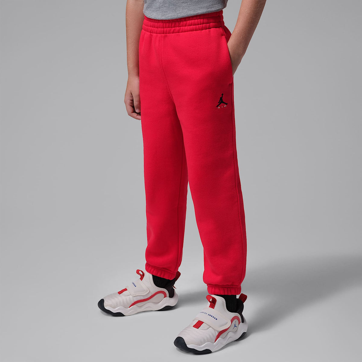 Joggers de tejido Fleece Jordan Brooklyn para niños talla pequeña – Rojo universitario – vista 1