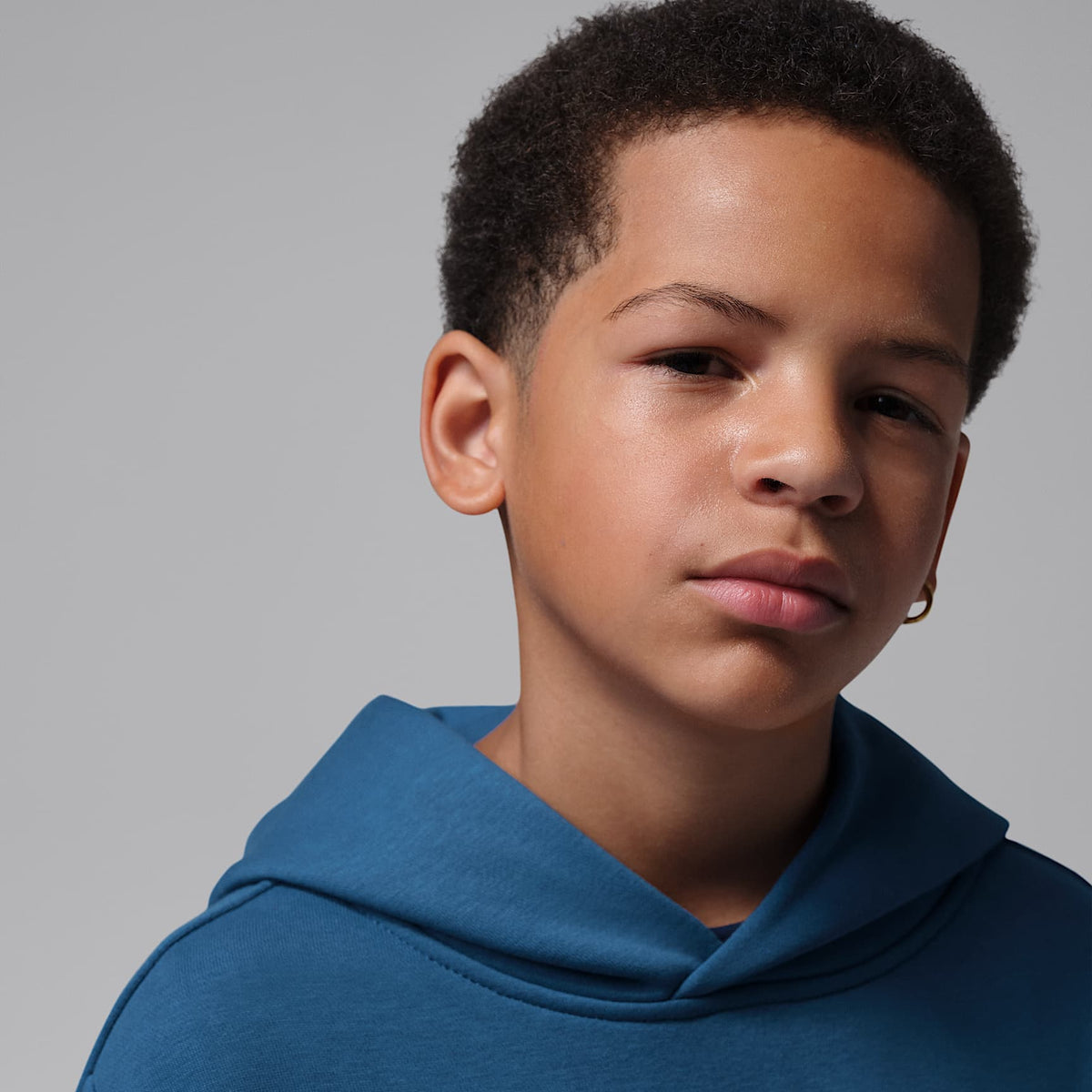 Sudadera con gorro sin cierre para niños talla grande Jordan Brooklyn Fleece – Azul genuino – vista 3