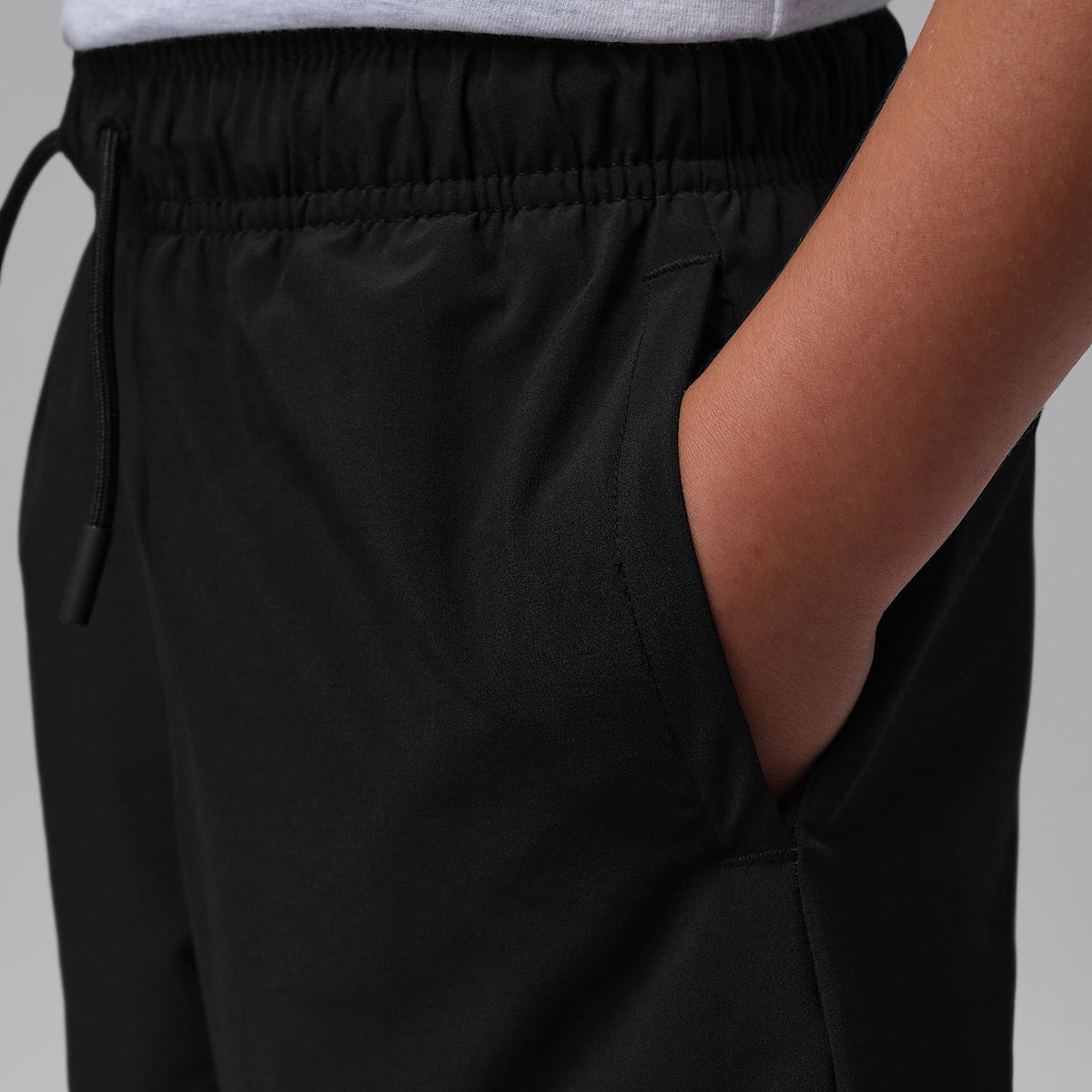 Shorts para jugar Brooklyn de tejido Woven para niños talla pequeña Jordan – Negro – vista 4