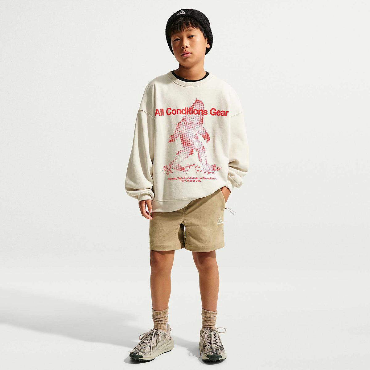 Sudadera de cuello redondo de tejido Fleece Yeti para niños talla grande Nike ACG – Marrón verdoso claro – vista 4