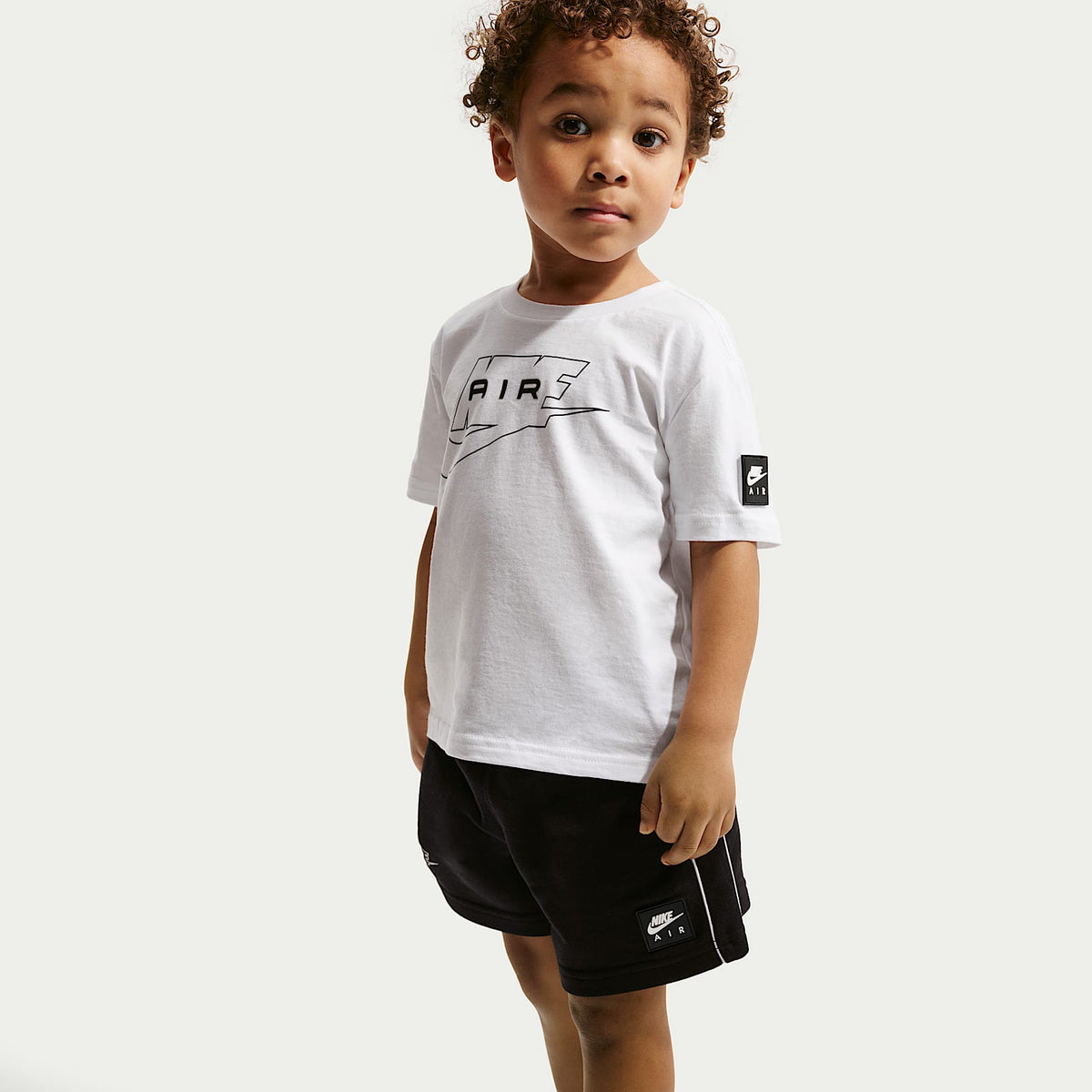 Conjunto de 2 piezas con shorts de French Terry infantil Nike Air – Negro – vista 6