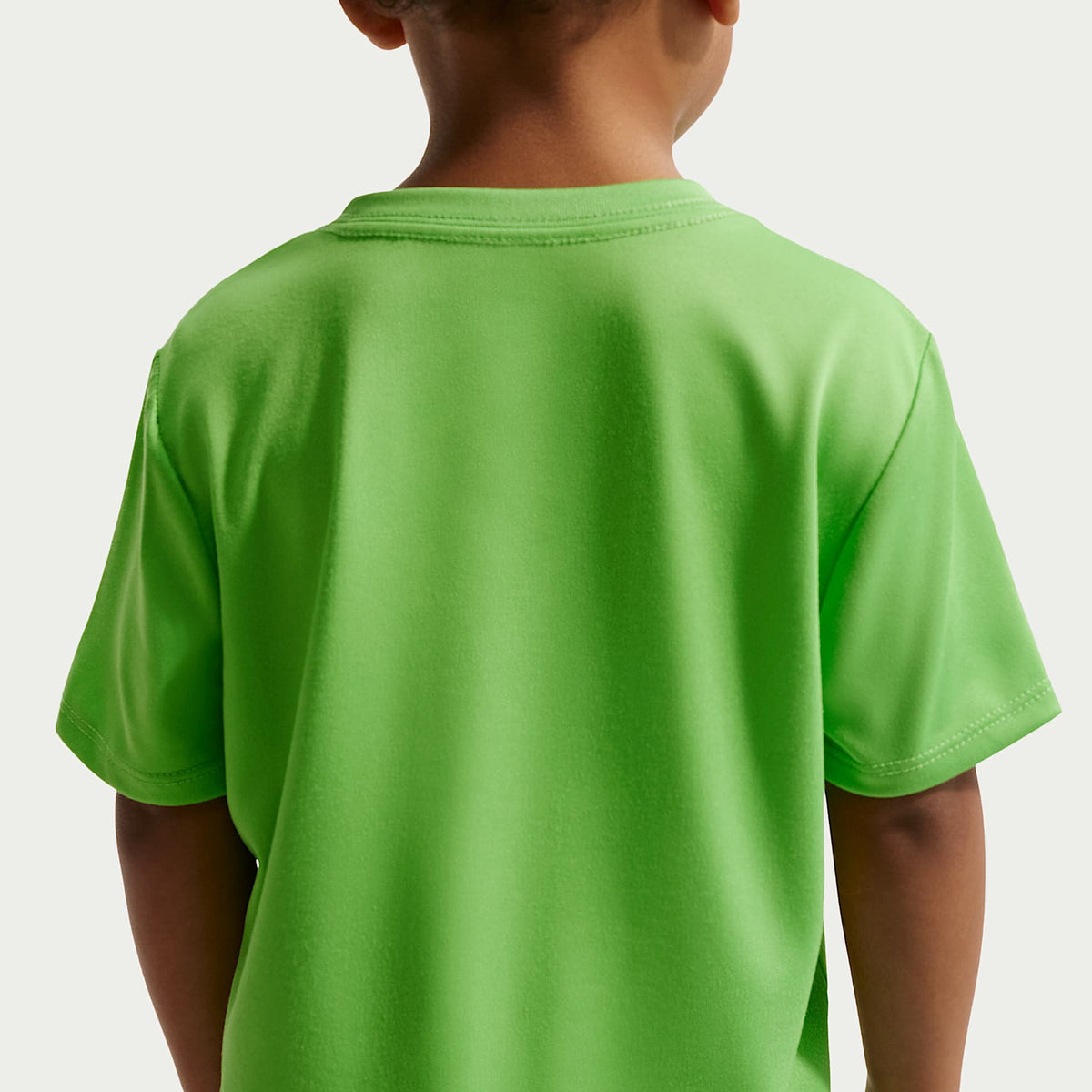 Playera Legend Dri-FIT infantil Nike – Verde – vista 2