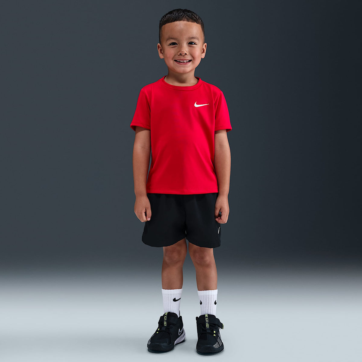 Playera Legend Dri-FIT infantil Nike – Rojo universitario – vista 4