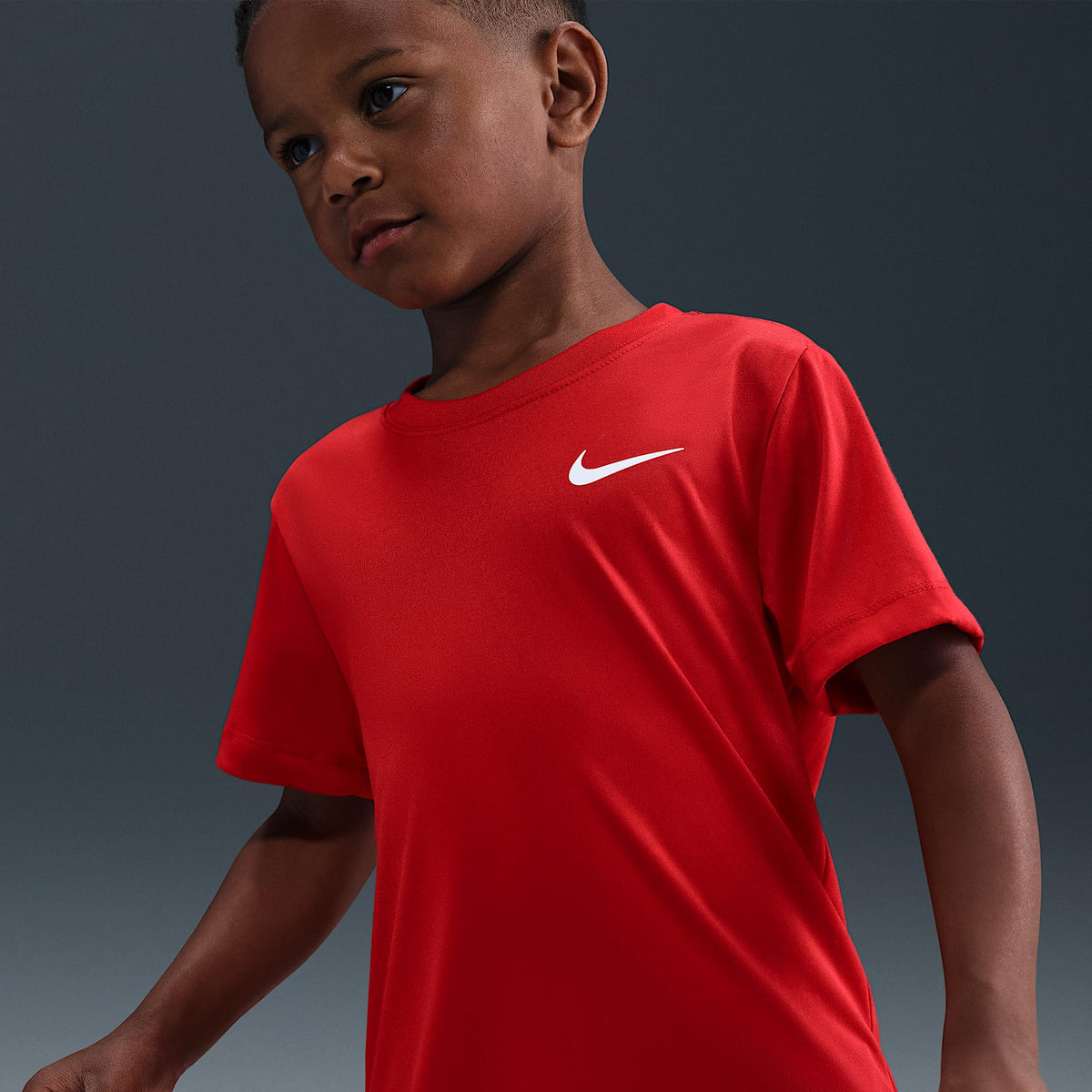 Playera Legend Dri-FIT para niños talla pequeña Nike – Rojo universitario – vista 1