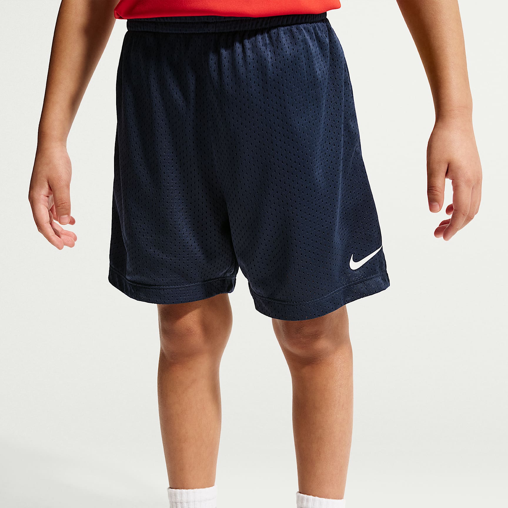Shorts de multimalla Dri-FIT para niños talla pequeña Nike – Azul marino medianoche – vista 2