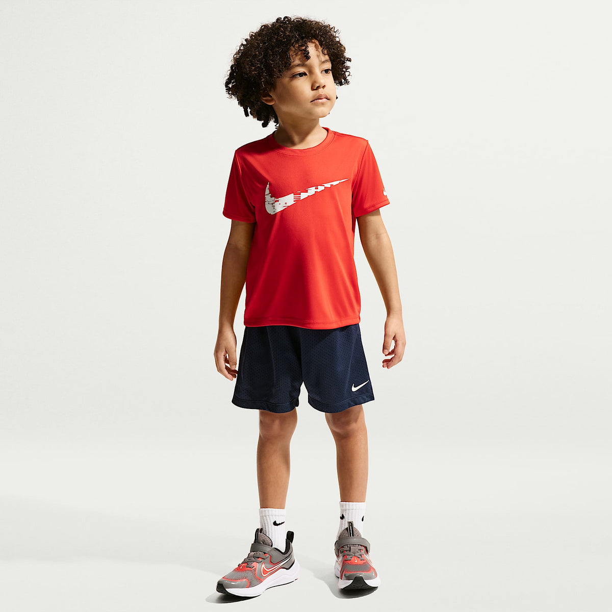 Shorts de multimalla Dri-FIT para niños talla pequeña Nike – Azul marino medianoche – vista 1