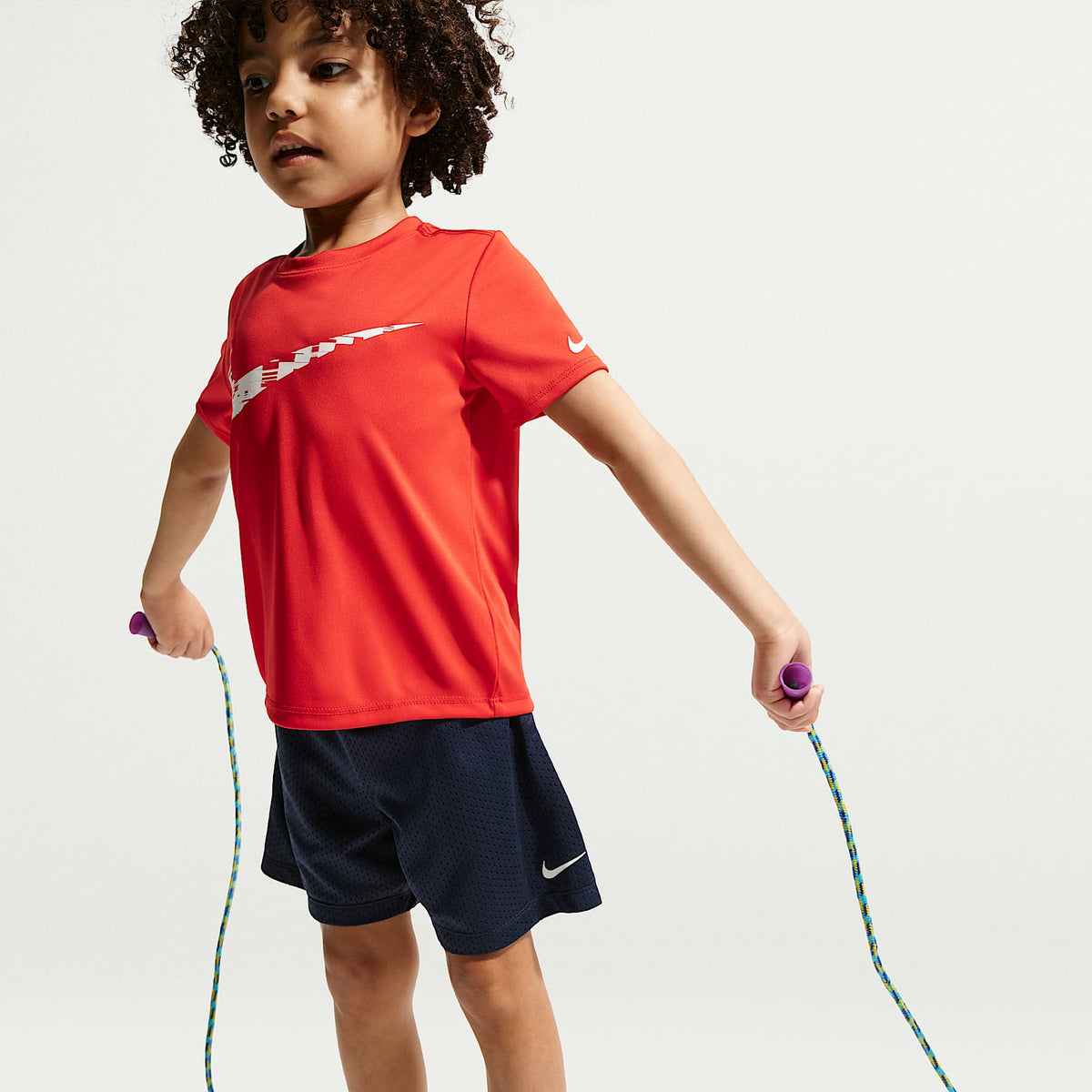 Shorts de multimalla Dri-FIT para niños talla pequeña Nike – Azul marino medianoche – vista 4