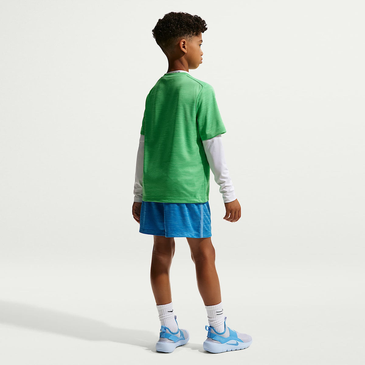 Shorts Dri-FIT para niños talla grande Nike Multi – Azul foto claro/Azul fútbol/Azul fútbol/Blanco – vista 6