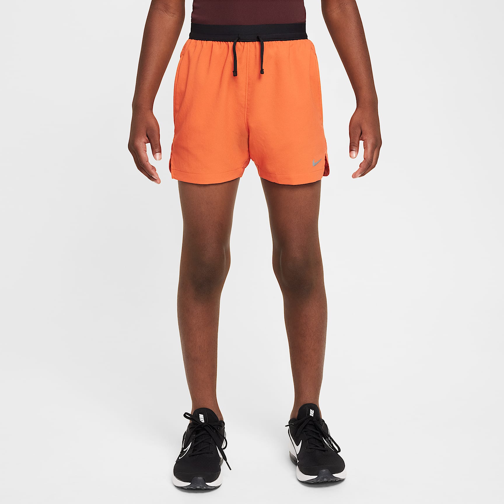 Shorts de entrenamiento Dri-FIT para niño talla grande Nike Multi Tech EasyOn – Coral vintage/Negro – vista 1