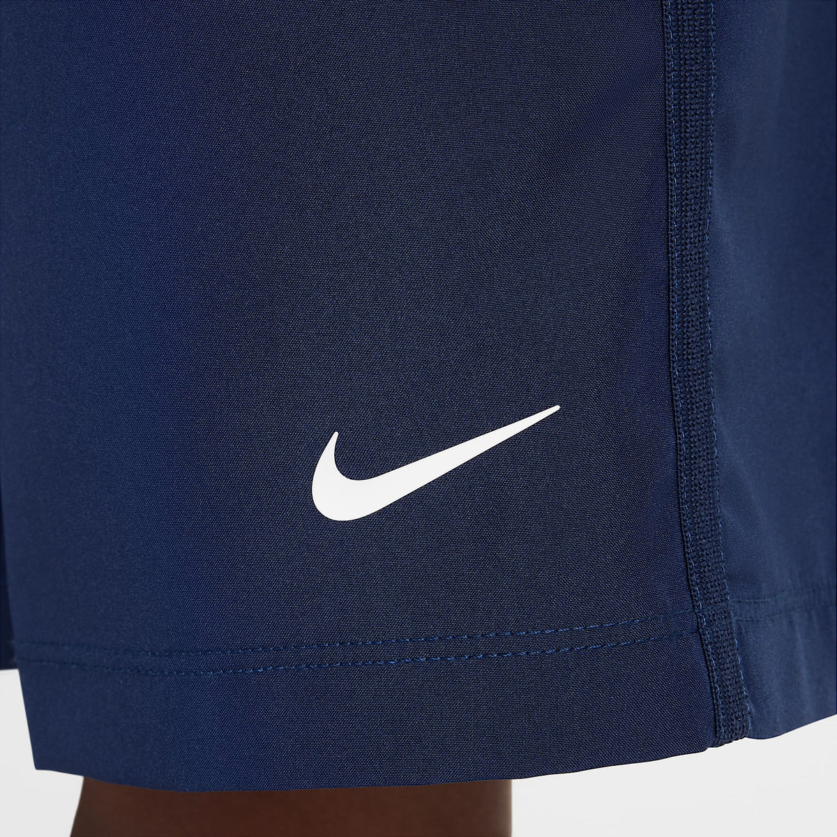 Shorts Dri-FIT de tejido Woven para niño talla grande Nike Multi – Azul marino medianoche/Blanco – vista 6