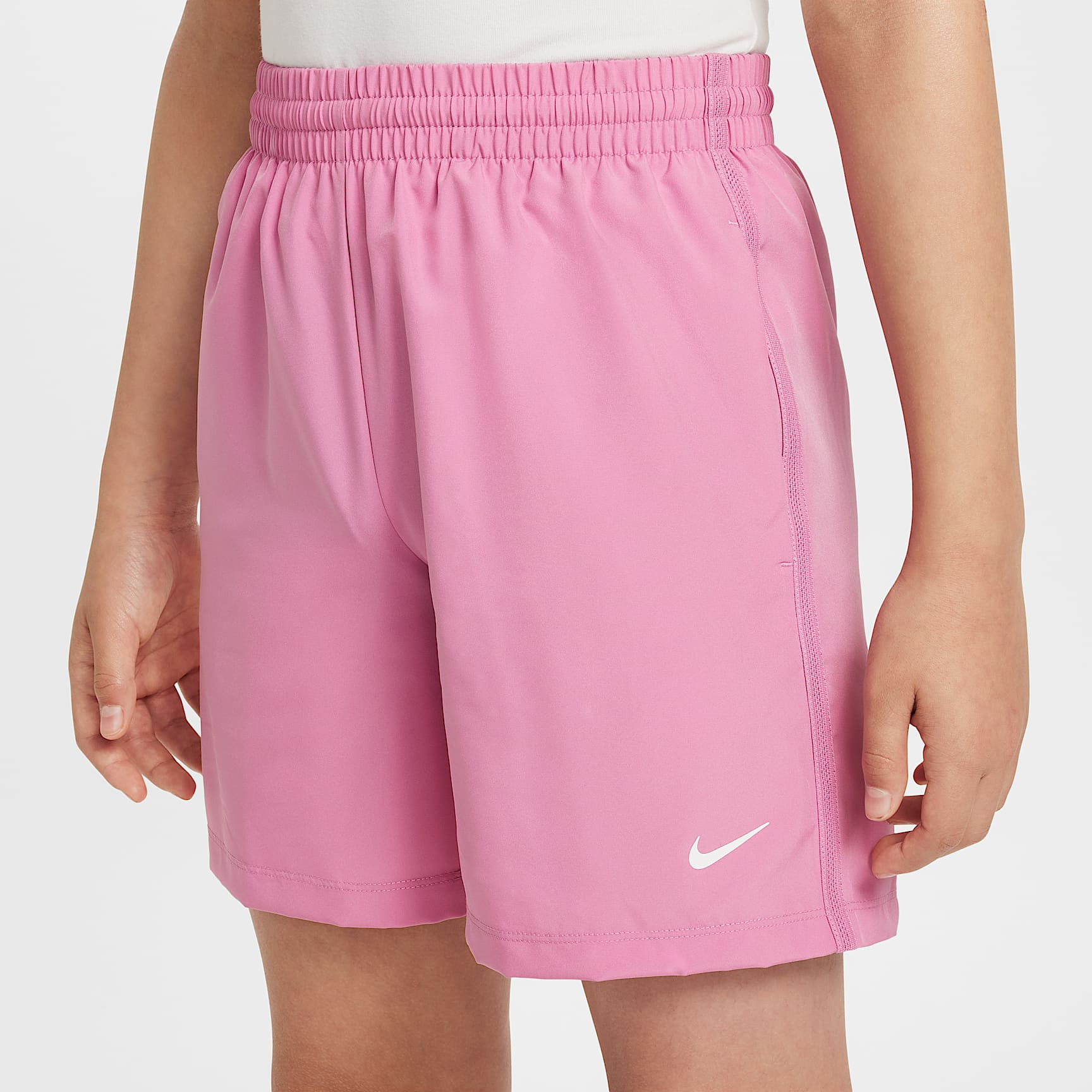 Shorts Dri-FIT de tejido Woven para niño talla grande Nike Multi – Flamenco mágico/Blanco – vista 2