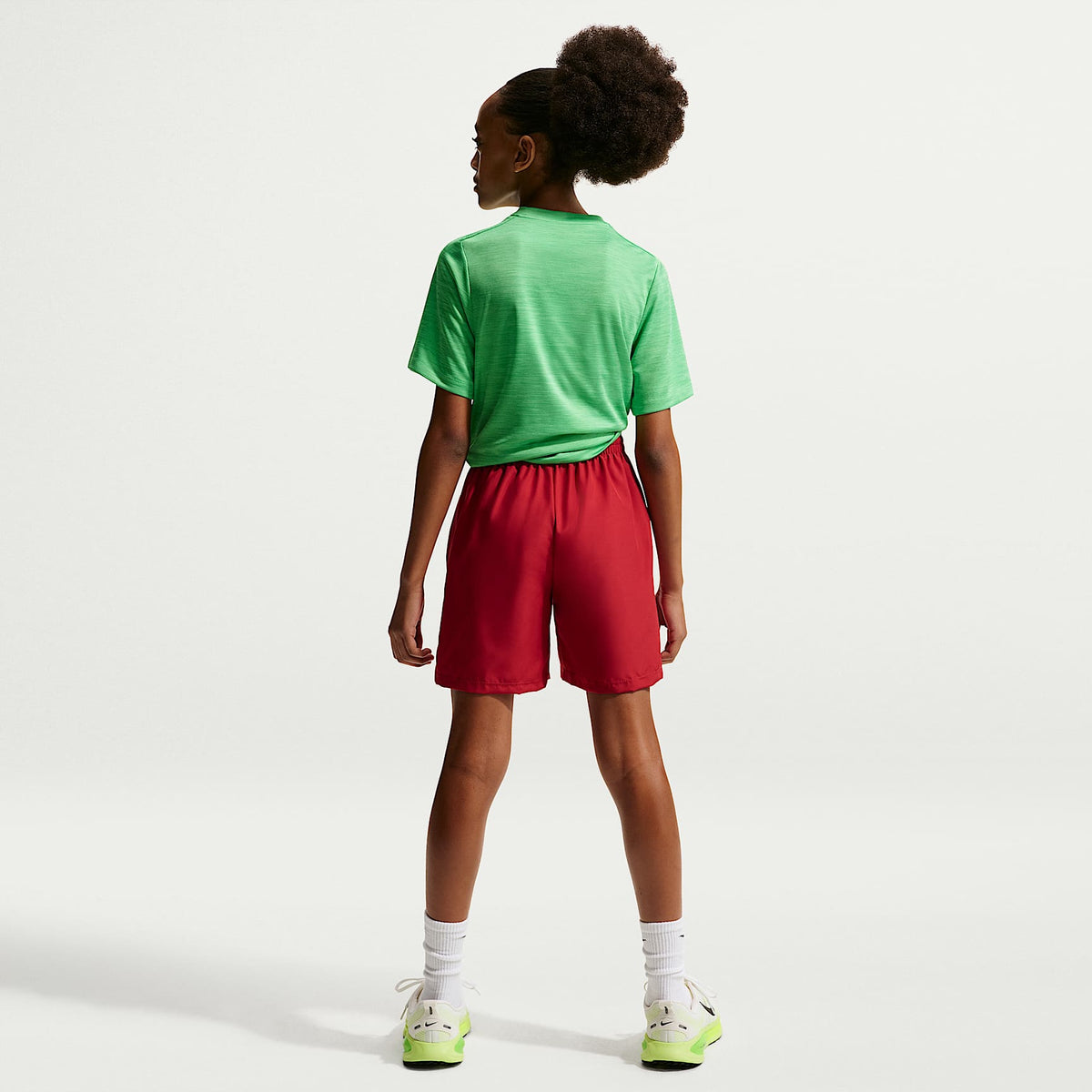 Shorts Dri-FIT de tejido Woven para niño talla grande Nike Multi – Rojo duro/Blanco – vista 7