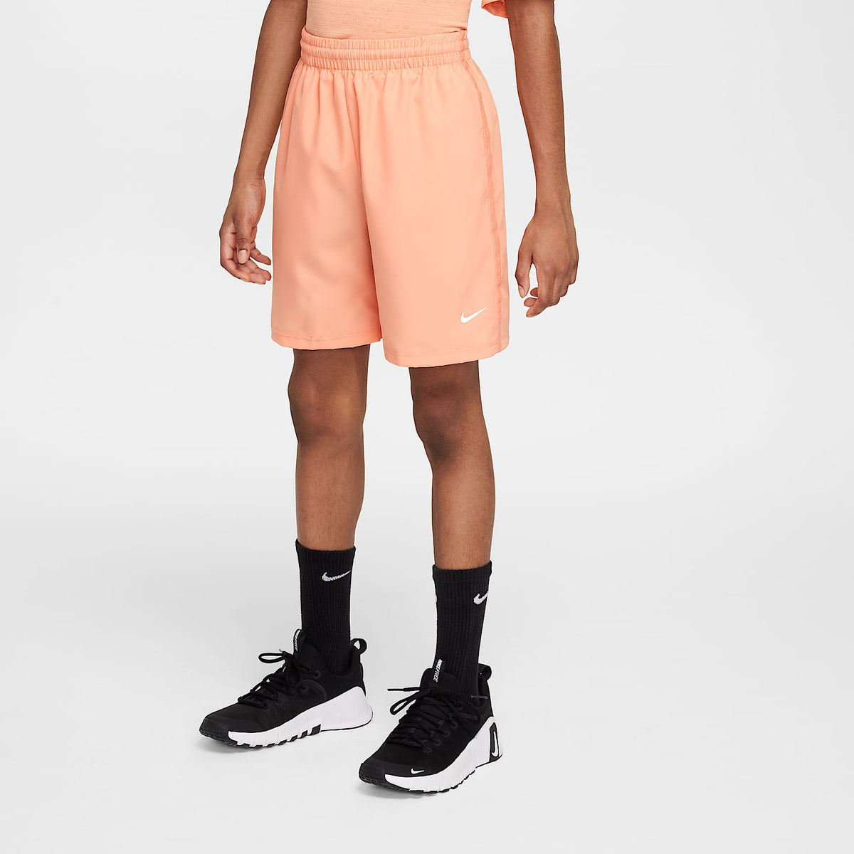 Shorts Dri-FIT de tejido Woven para niño talla grande Nike Multi – Ágata melocotón/Blanco – vista 1