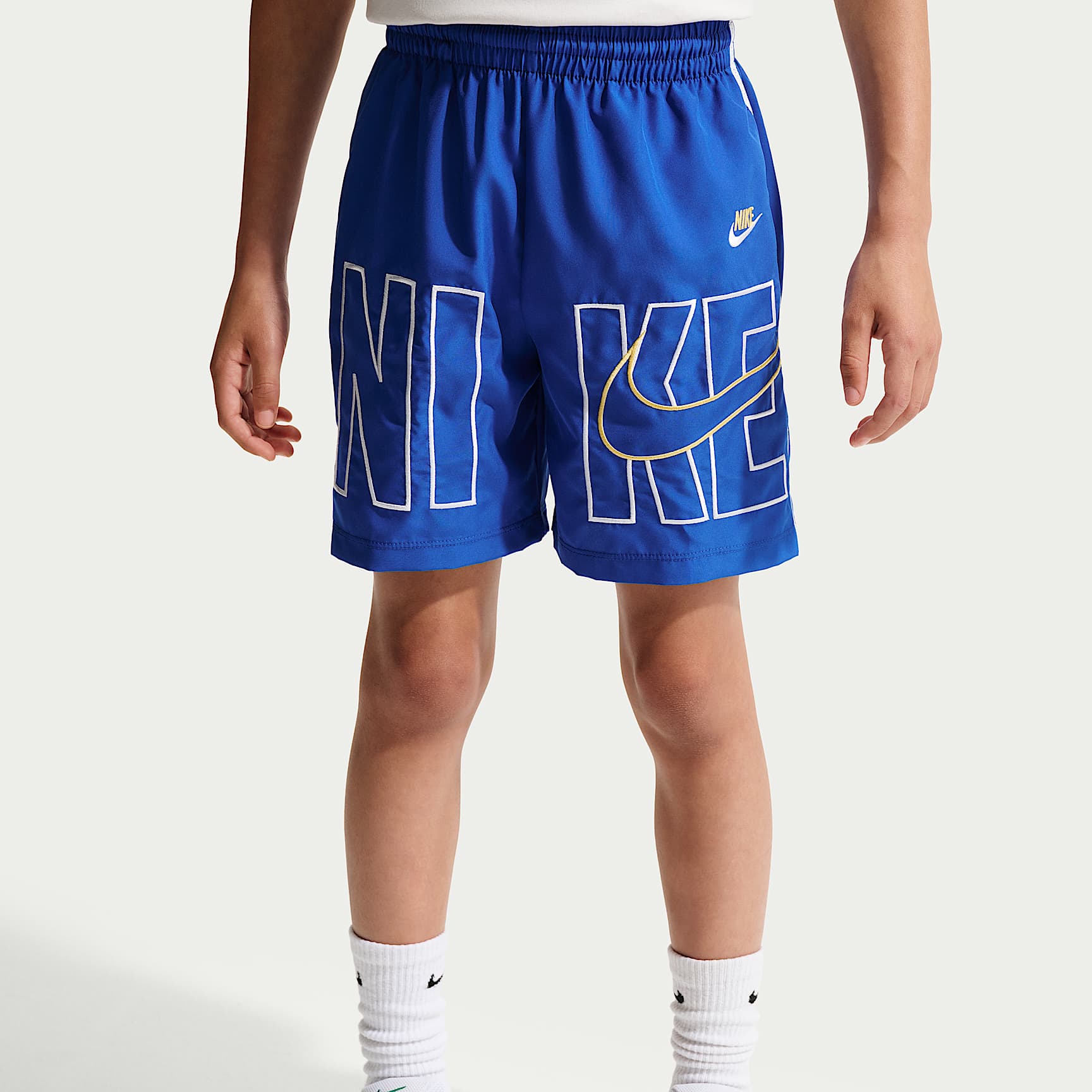Shorts de entrenamiento Dri-FIT para niño talla grande Nike Multi – Royal juego/Blanco/Oro topacio – vista 2