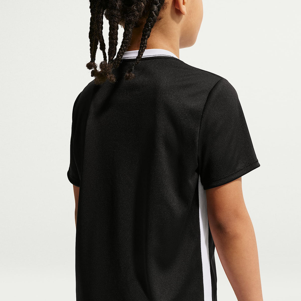 Conjunto de dos piezas con shorts deportivos Dri-FIT para niños talla pequeña Nike – Negro – vista 3