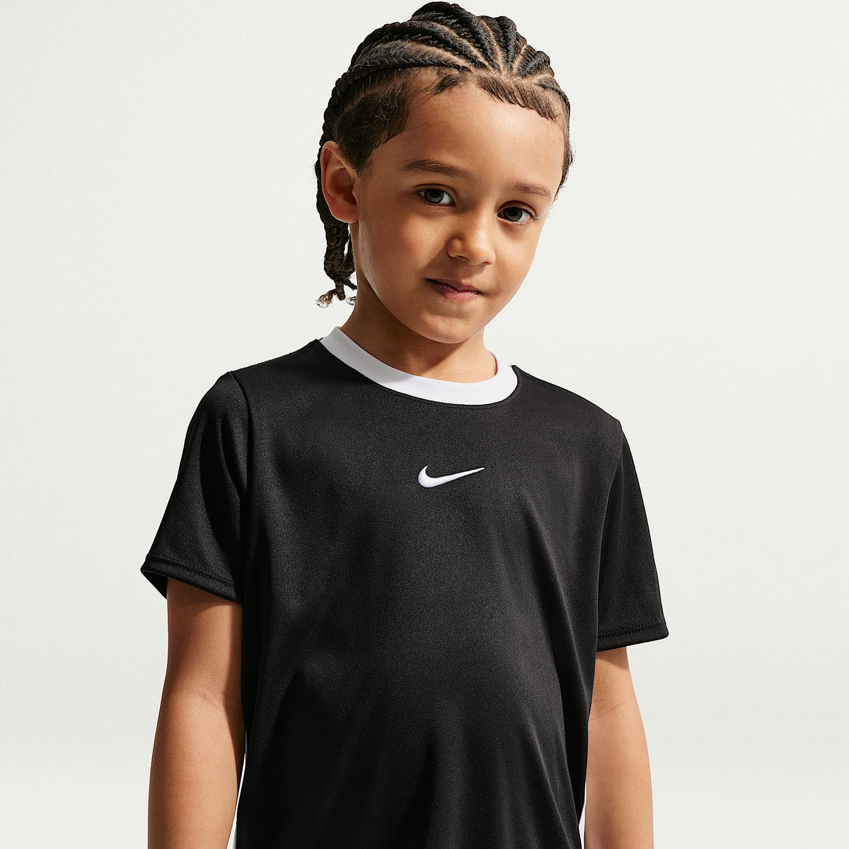 Conjunto de dos piezas con shorts deportivos Dri-FIT para niños talla pequeña Nike – Negro – vista 2