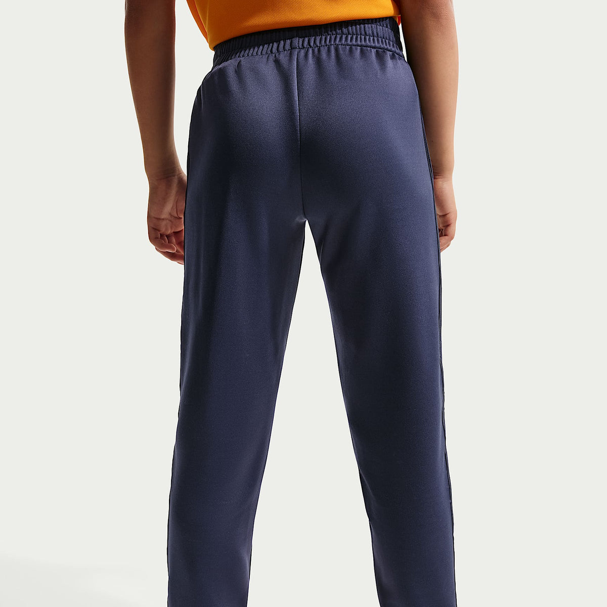 Pants de entrenamiento de tejido Knit para niño talla grande Nike Multi – Azul marino medianoche/Blanco – vista 3