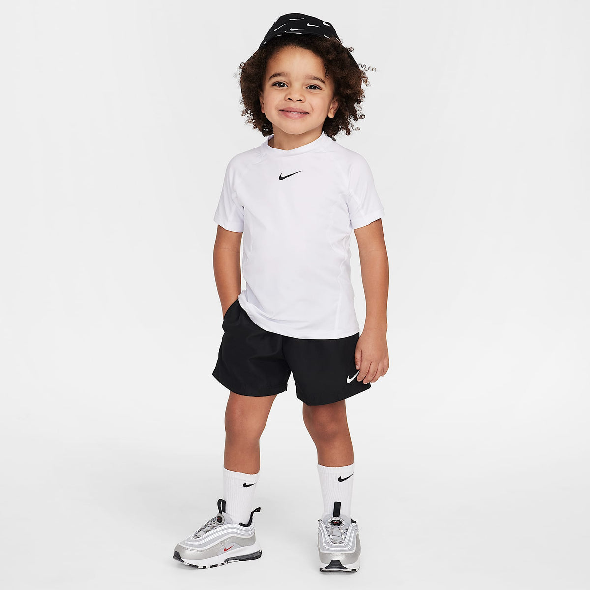 Playera de manga corta Dri-FIT infantil Nike Pro – Blanco – vista 7