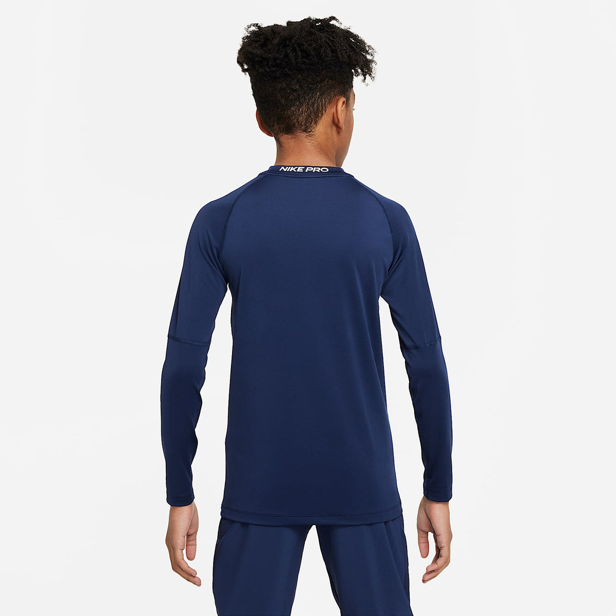Playera de manga larga Dri-FIT para niño talla grande Nike Pro – Azul marino medianoche/Blanco – vista 2