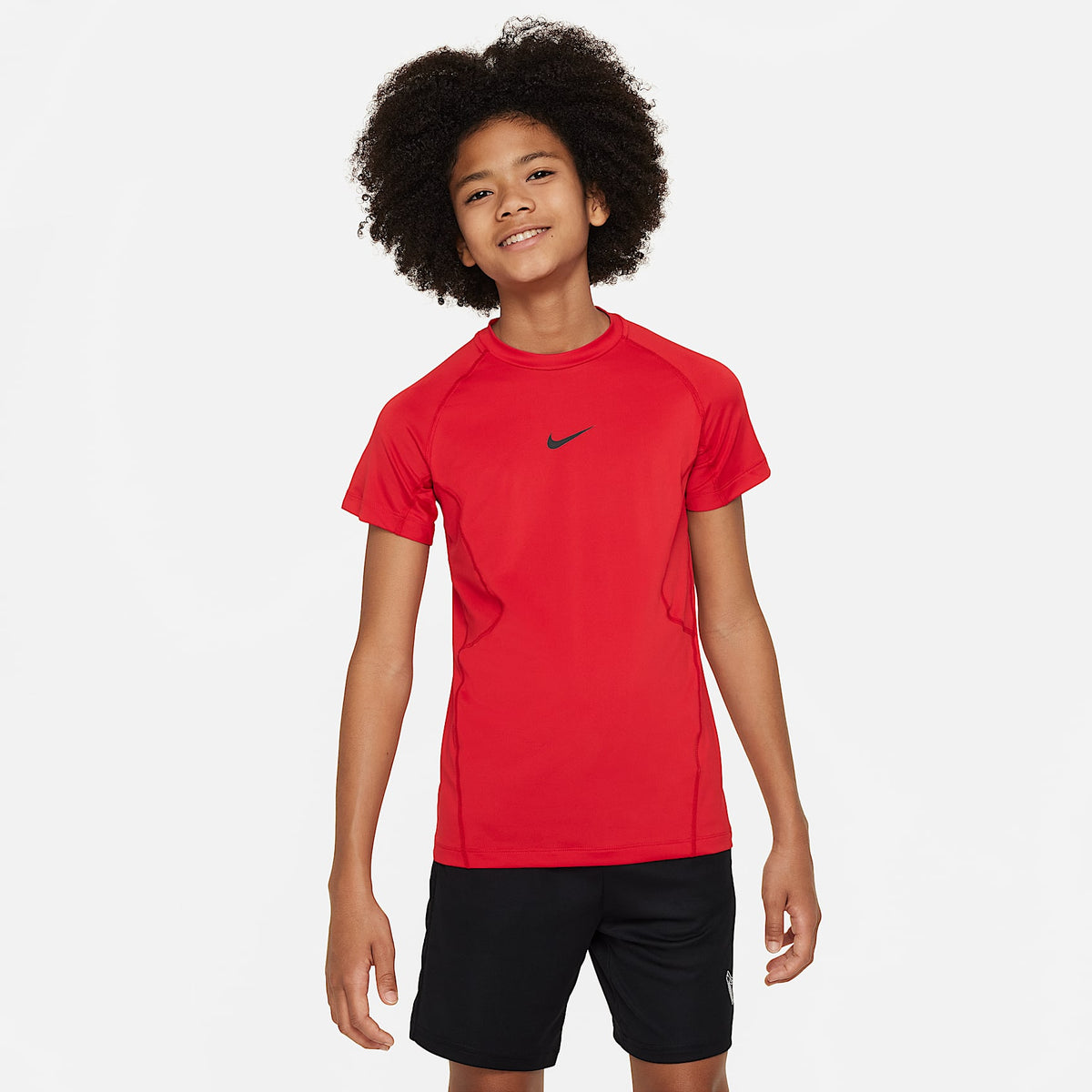 Playera de manga corta Dri-FIT para niño talla grande Nike Pro – Rojo universitario/Negro – vista 1