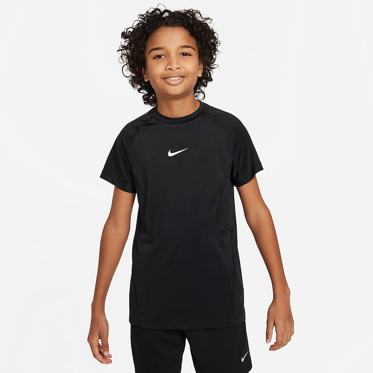 Playera de manga corta Dri-FIT para niño talla grande Nike Pro – Negro/Blanco – vista 1