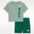 Conjunto de playera con gráfico "Just Do It" y shorts de malla para bebé Nike Sportswear – Malaquita – vista 1
