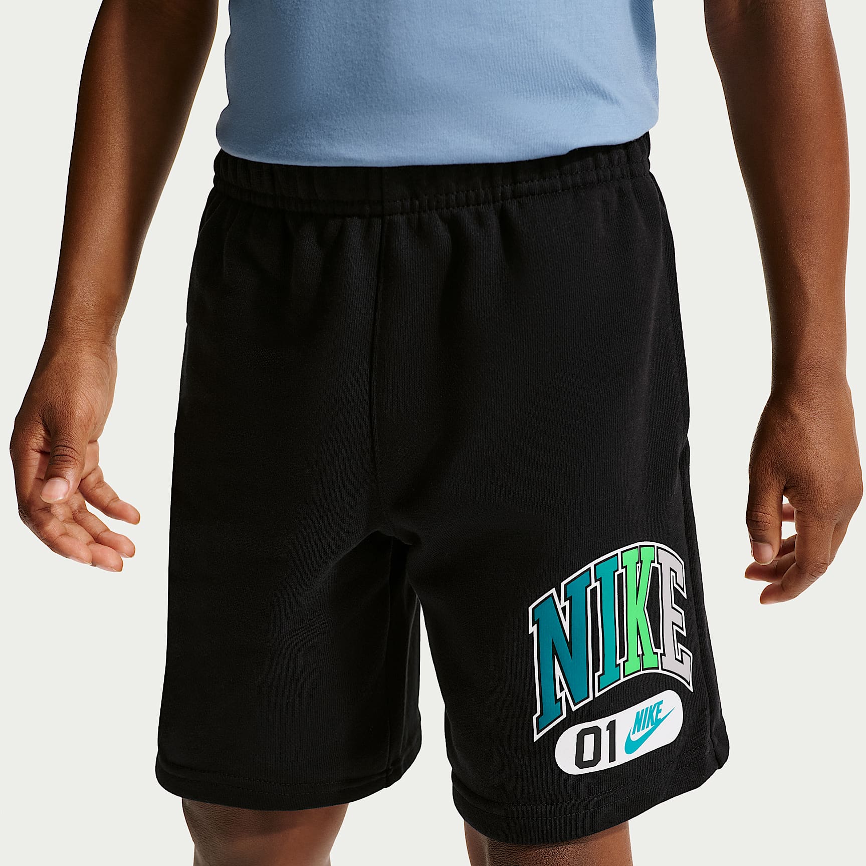 Shorts de tejido Fleece Multisport para niños talla pequeña Nike Sportswear – Negro – vista 2