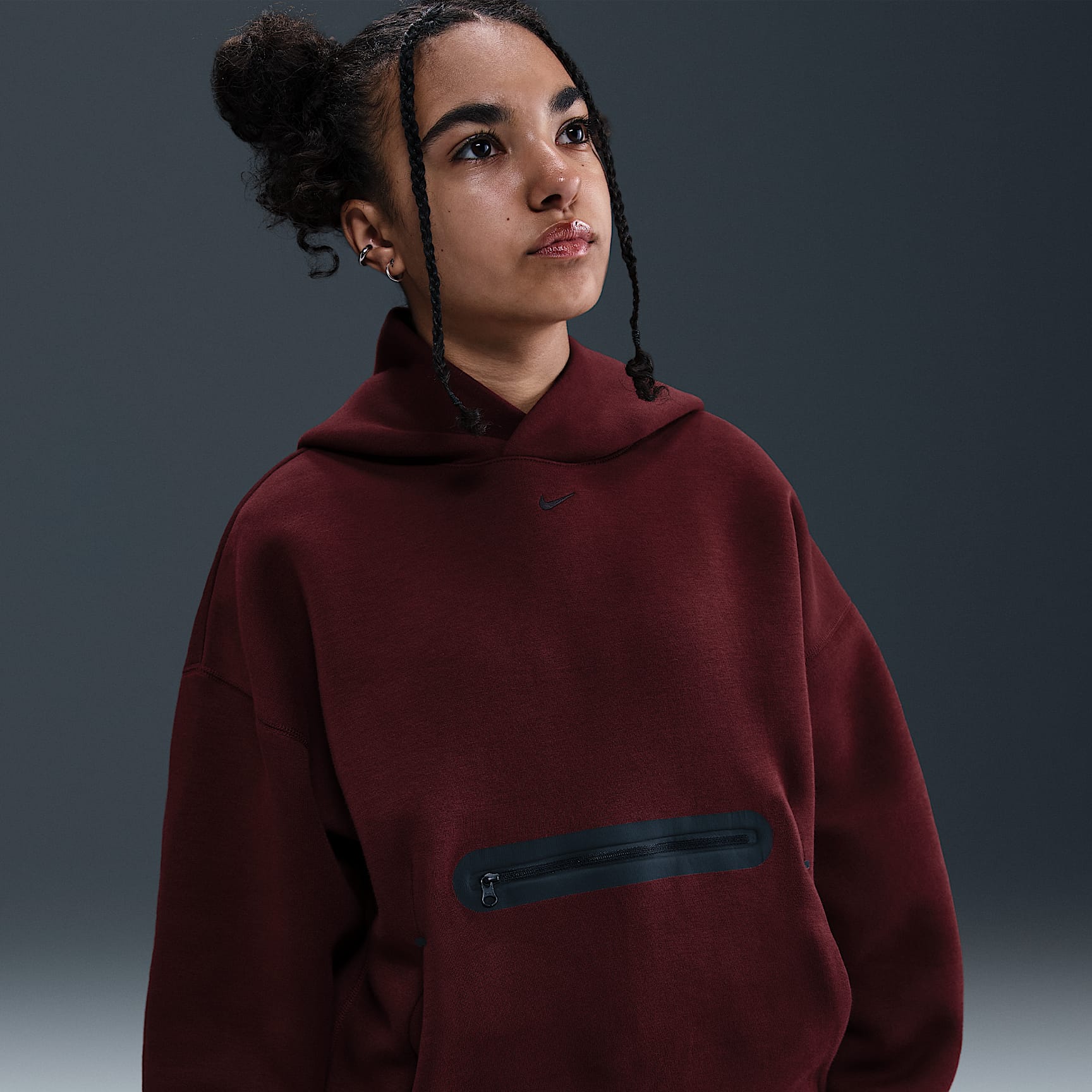 Sudadera con gorro sin cierre oversized para niño talla grande Nike Sportswear Tech Fleece – Rojo team oscuro/Negro – vista 2