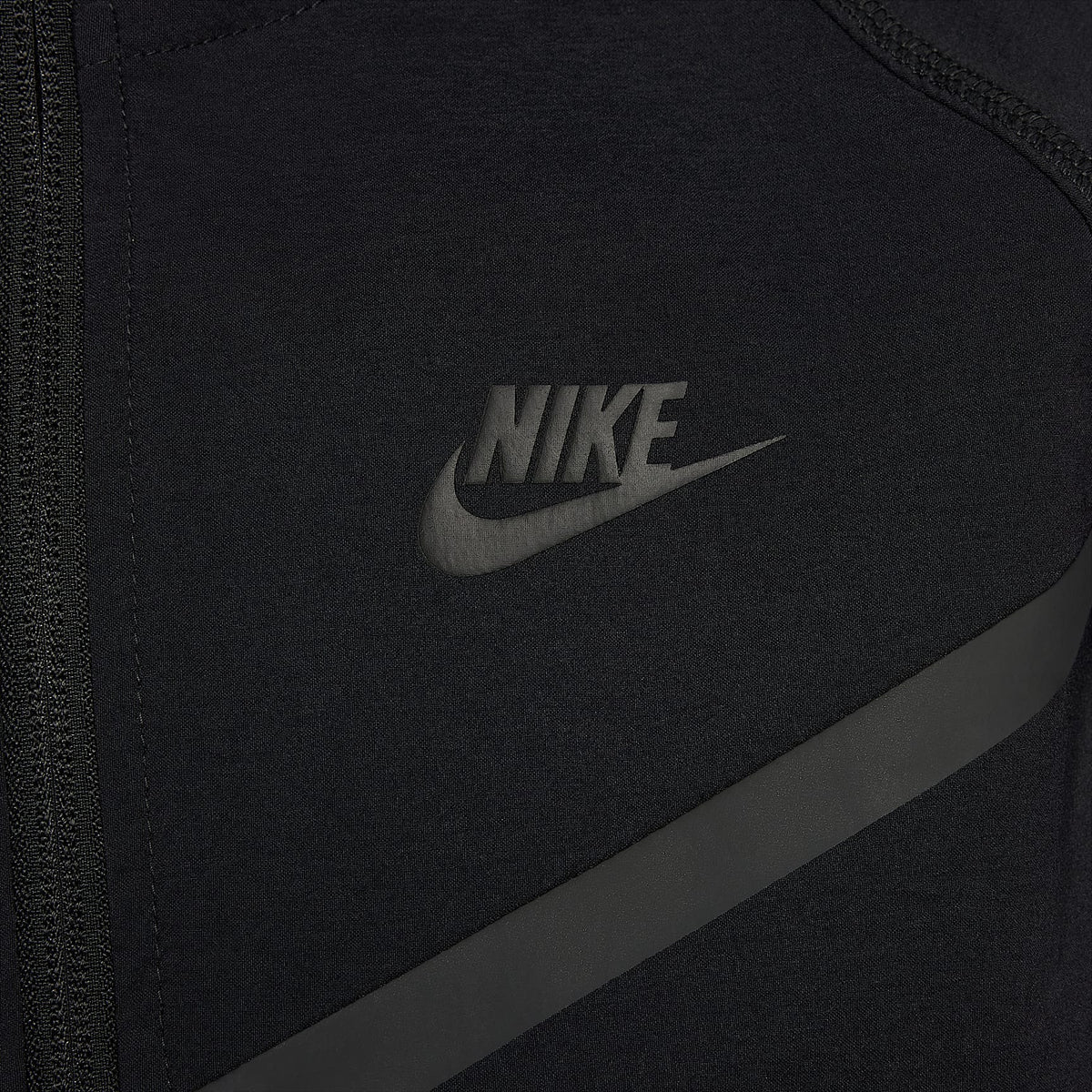 Chamarra de tejido Woven para niños talla grande Nike Tech – Negro/Negro/Negro – vista 4