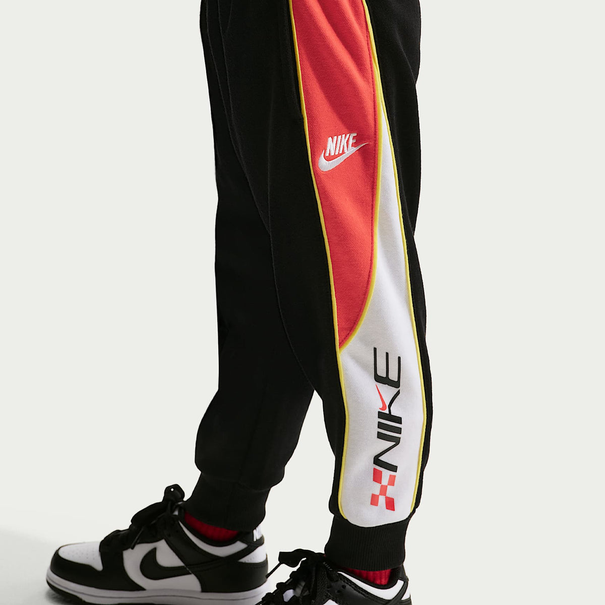 Pants Victory Lap de French Terry infantil Nike Sportswear – Negro – vista 3