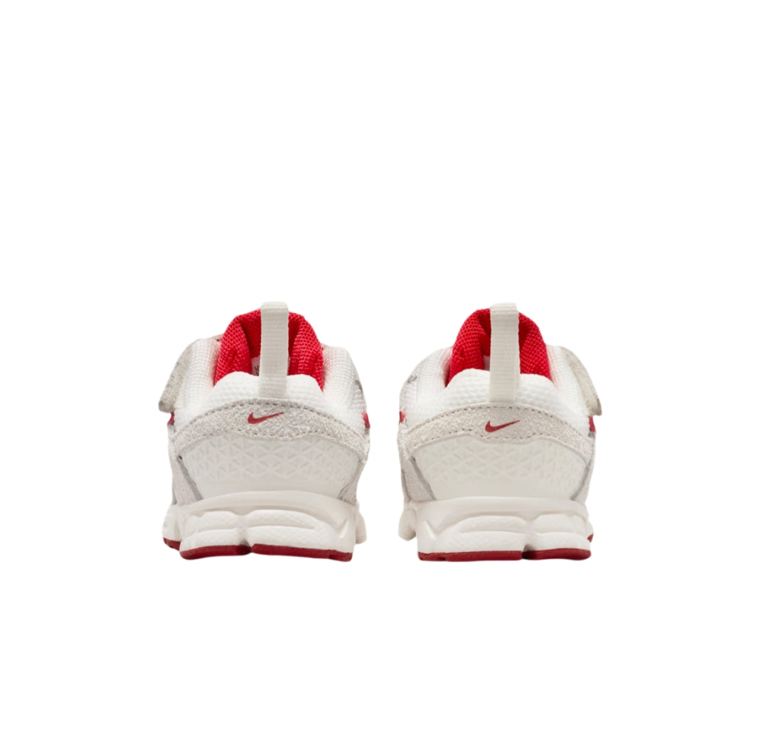 Nike Vomero 5 SE