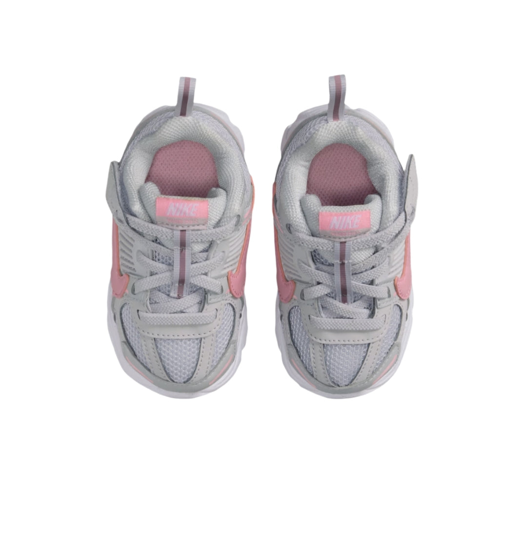 Nike Vomero 5