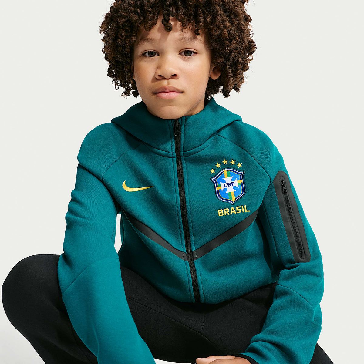 Sudadera con gorro de fútbol Nike de cierre completo para niño talla grande Brazil Tech Fleece – Azul verdoso geoda/Oro medio oeste – vista 3