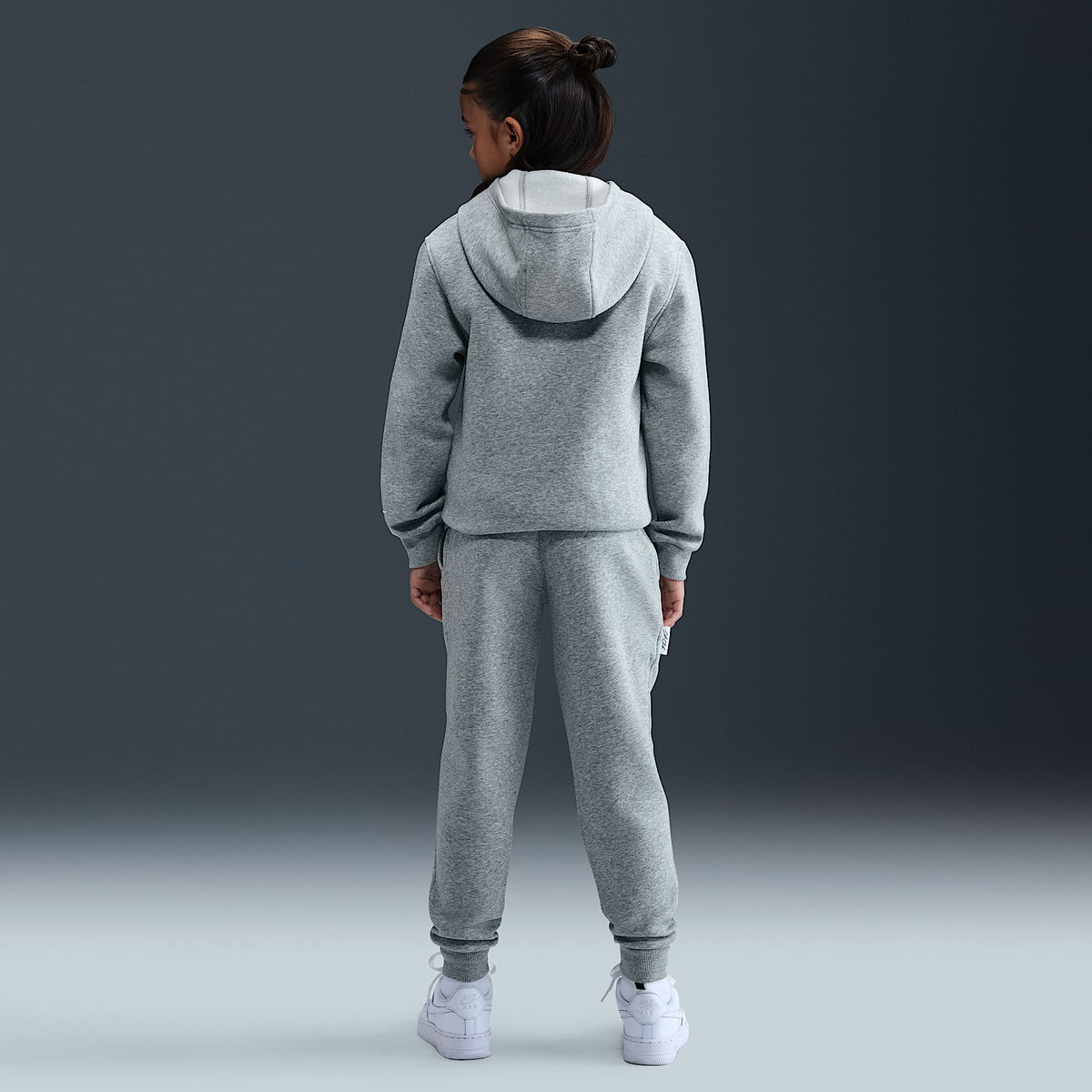 Pantalón de tejido Fleece para niños talla grande Caitlin Clark – Gris oscuro jaspeado/Blanco/Blanco – vista 7