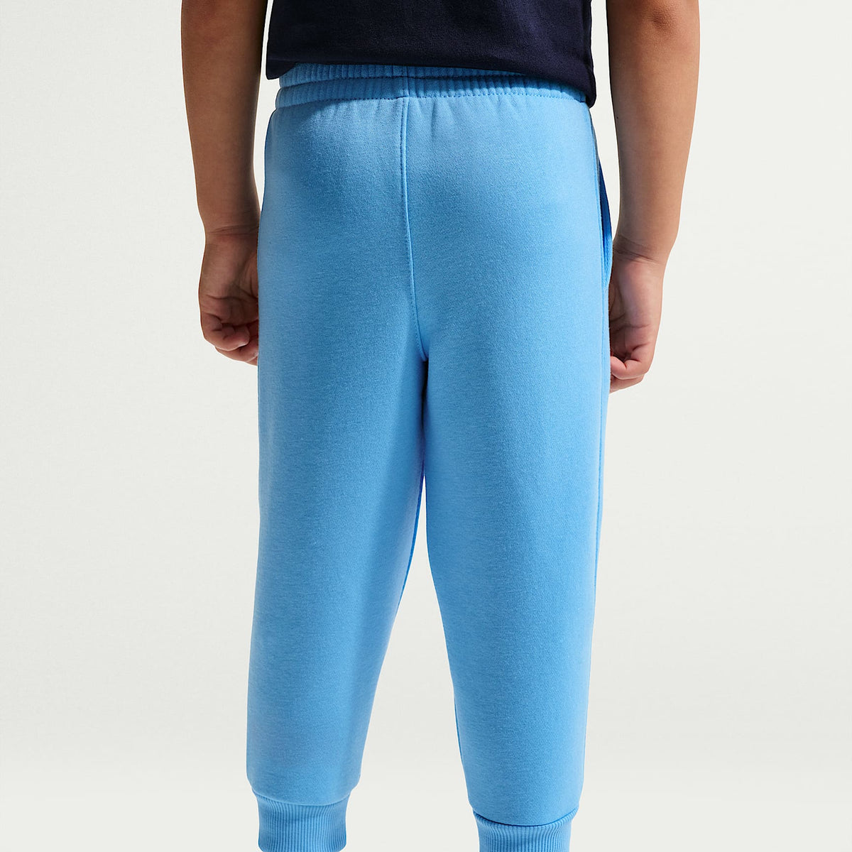 Joggers infantil Nike Club Chenille – Azul fútbol – vista 3