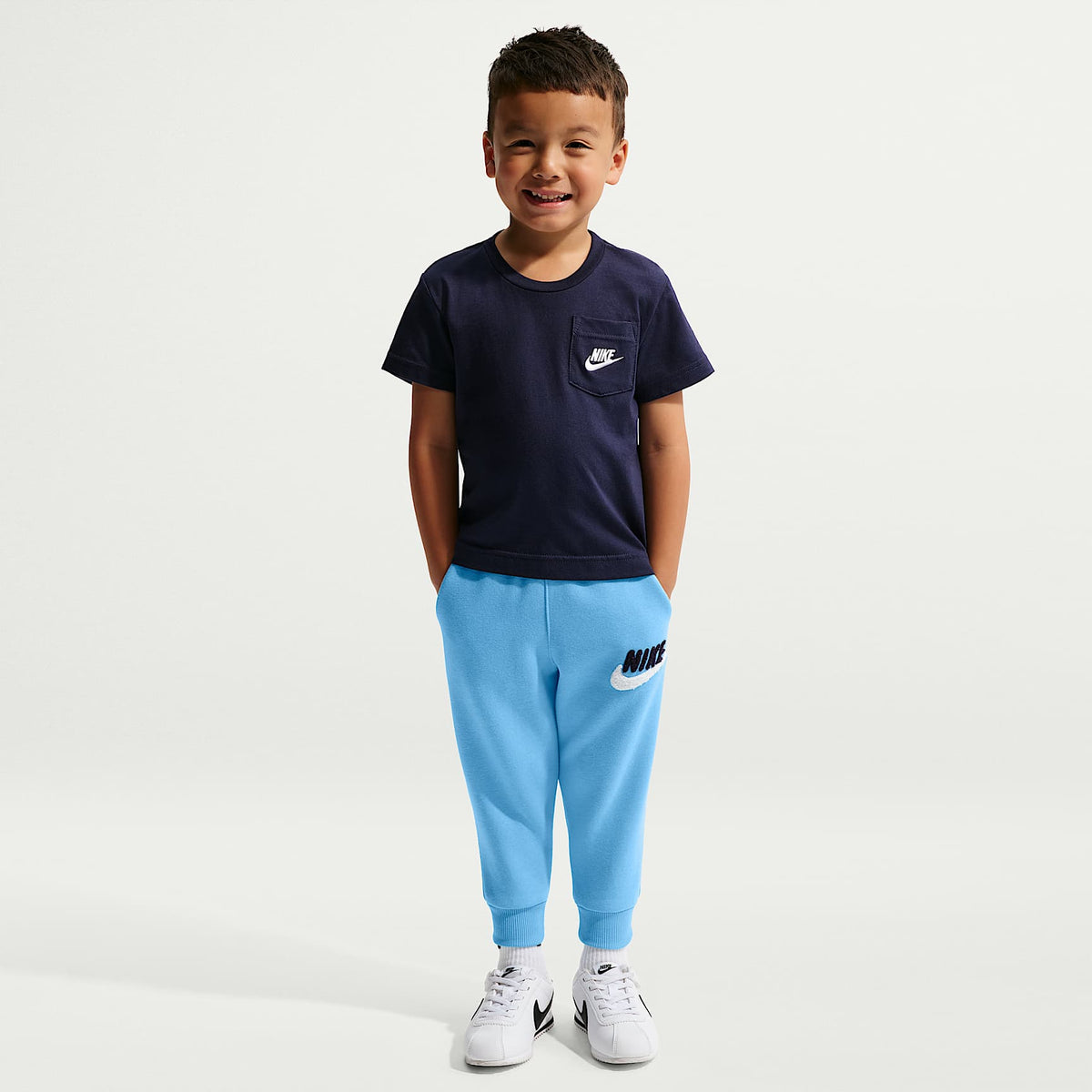 Joggers infantil Nike Club Chenille – Azul fútbol – vista 1